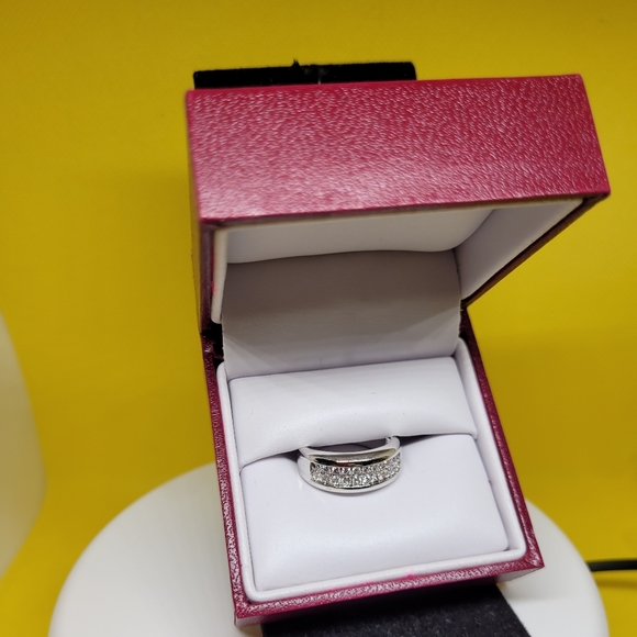 Stunning Diamond Accents 2 Row Anniversary Ring - Picture 3 of 7